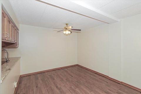 Tiny photo for 440 E Montrose Avenue #106, Wood Dale, IL 60191 (MLS # 12470773)
