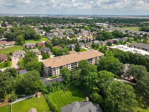 Tiny photo for 440 E Montrose Avenue #106, Wood Dale, IL 60191 (MLS # 12470773)