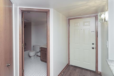 Tiny photo for 440 E Montrose Avenue #106, Wood Dale, IL 60191 (MLS # 12470773)