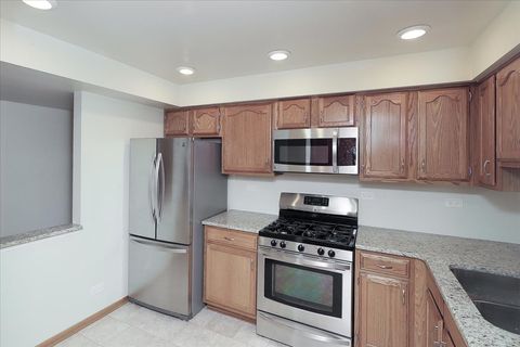 Tiny photo for 440 E Montrose Avenue #106, Wood Dale, IL 60191 (MLS # 12470773)