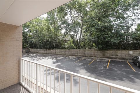 Tiny photo for 440 E Montrose Avenue #106, Wood Dale, IL 60191 (MLS # 12470773)