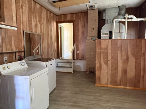 Tiny photo for 1507 N Russell Street, Marion, IL 62959 (MLS # 12743687)