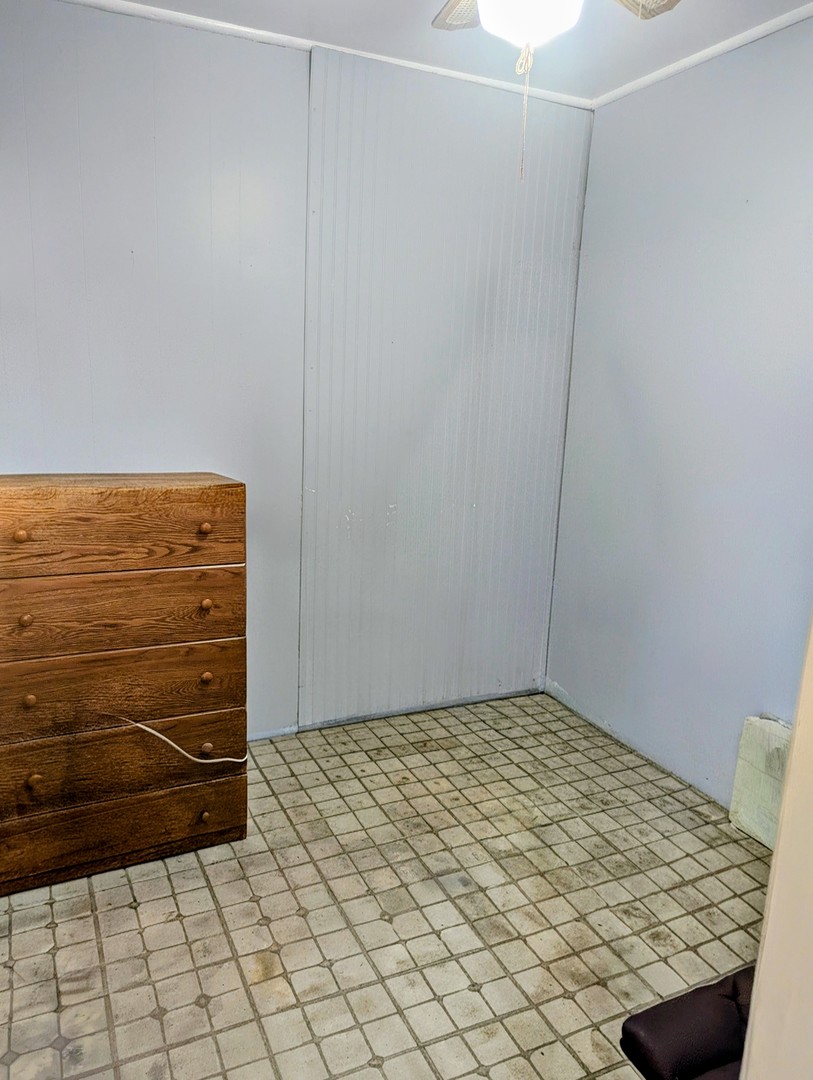 4805 S Elizabeth Street