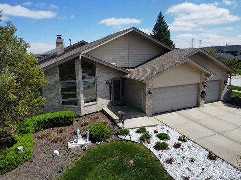 Tiny photo for 19839 Silverside Drive, Tinley Park, IL 60487 (MLS # 12590043)