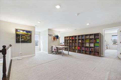 Tiny photo for 33 Woodland Trail, Lincolnshire, IL 60069 (MLS # 12611648)