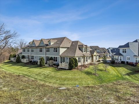 Tiny photo for 33 Woodland Trail, Lincolnshire, IL 60069 (MLS # 12611648)