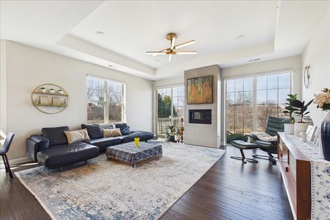 Tiny photo for 33 Woodland Trail, Lincolnshire, IL 60069 (MLS # 12611648)