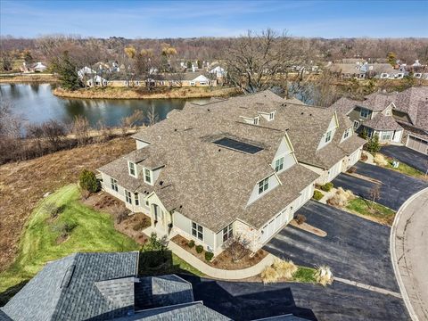 Tiny photo for 33 Woodland Trail, Lincolnshire, IL 60069 (MLS # 12611648)