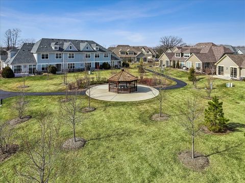 Tiny photo for 33 Woodland Trail, Lincolnshire, IL 60069 (MLS # 12611648)