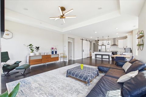 Tiny photo for 33 Woodland Trail, Lincolnshire, IL 60069 (MLS # 12611648)