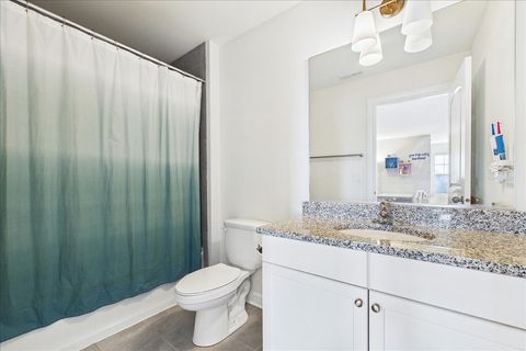 Tiny photo for 33 Woodland Trail, Lincolnshire, IL 60069 (MLS # 12611648)