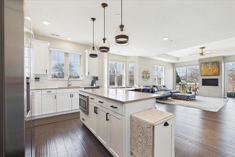 Tiny photo for 33 Woodland Trail, Lincolnshire, IL 60069 (MLS # 12611648)