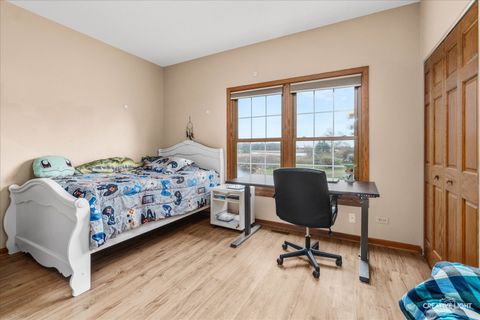 Tiny photo for 675 White Pine Circle, Lake In The Hills, IL 60156 (MLS # 12514720)