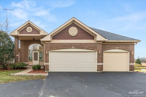 Tiny photo for 675 White Pine Circle, Lake In The Hills, IL 60156 (MLS # 12514720)