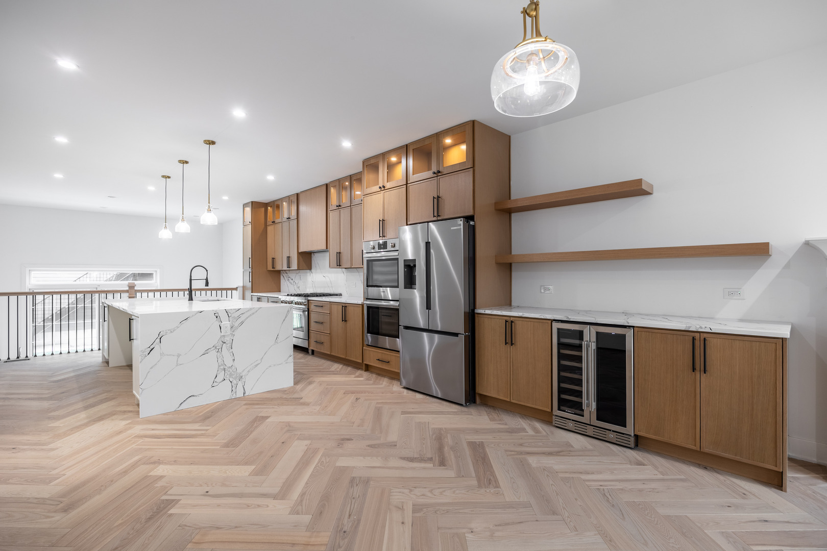 2216 N Talman Avenue