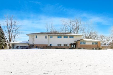 Tiny photo for 926 Braeburn Road, Inverness, IL 60067 (MLS # 12555113)