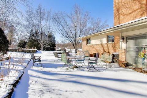 Tiny photo for 926 Braeburn Road, Inverness, IL 60067 (MLS # 12555113)