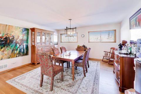 Tiny photo for 926 Braeburn Road, Inverness, IL 60067 (MLS # 12555113)