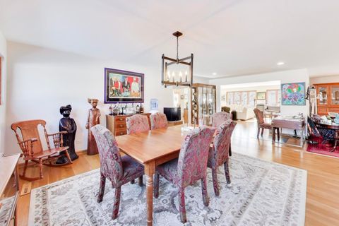 Tiny photo for 926 Braeburn Road, Inverness, IL 60067 (MLS # 12555113)