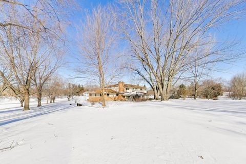Tiny photo for 926 Braeburn Road, Inverness, IL 60067 (MLS # 12555113)