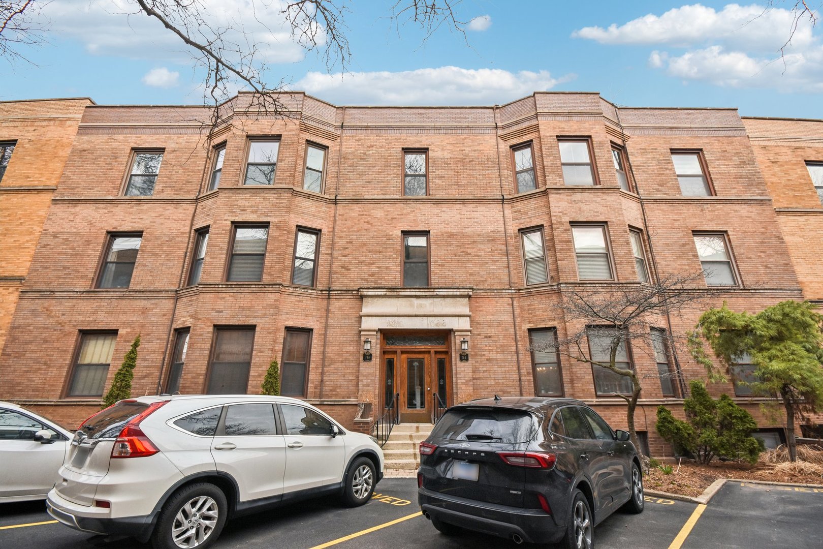 744 W California Terrace 1