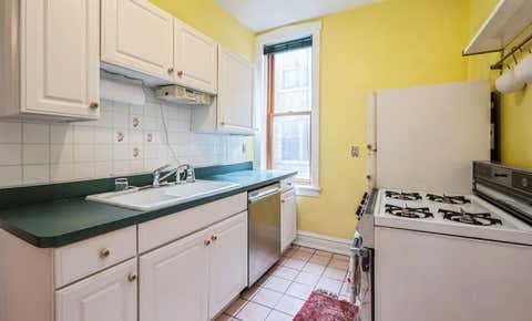 Tiny photo for 5551 S Kimbark Avenue #17, Chicago, IL 60637 (MLS # 12736862)