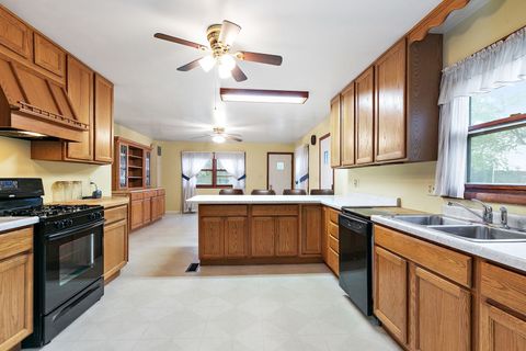 Tiny photo for 148 Holly Street, DeKalb, IL 60115 (MLS # 12626839)