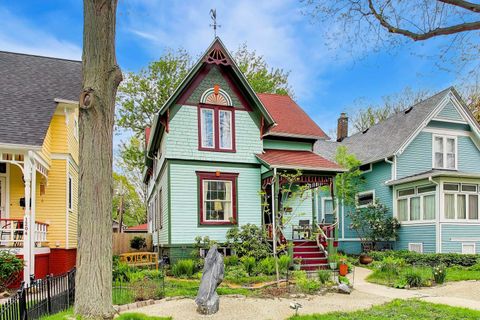 Tiny photo for 1206 Sherman Avenue, Evanston, IL 60202 (MLS # 12632486)