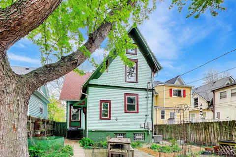 Tiny photo for 1206 Sherman Avenue, Evanston, IL 60202 (MLS # 12632486)