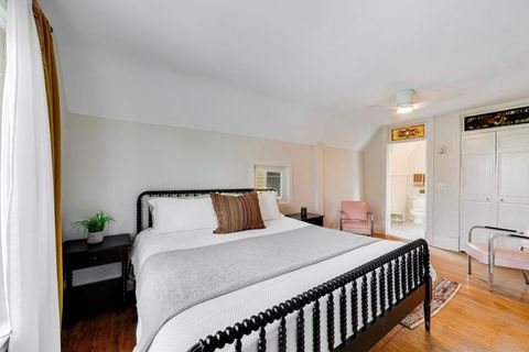Tiny photo for 1206 Sherman Avenue, Evanston, IL 60202 (MLS # 12632486)