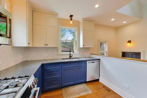 Tiny photo for 1206 Sherman Avenue, Evanston, IL 60202 (MLS # 12632486)