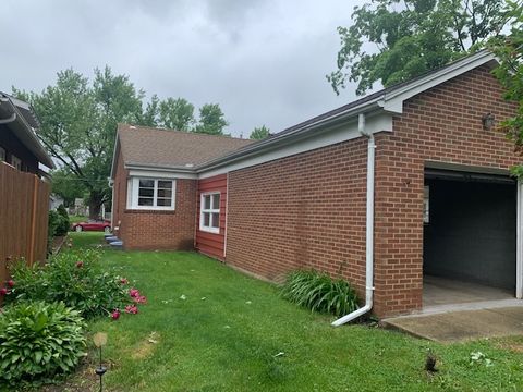 Tiny photo for 321 E Washington Street, Ottawa, IL 61350 (MLS # 12371986)
