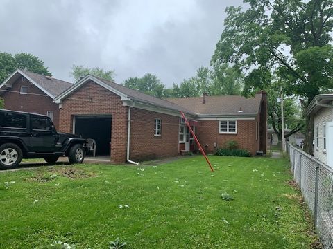 Tiny photo for 321 E Washington Street, Ottawa, IL 61350 (MLS # 12371986)