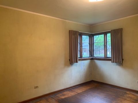 Tiny photo for 321 E Washington Street, Ottawa, IL 61350 (MLS # 12371986)