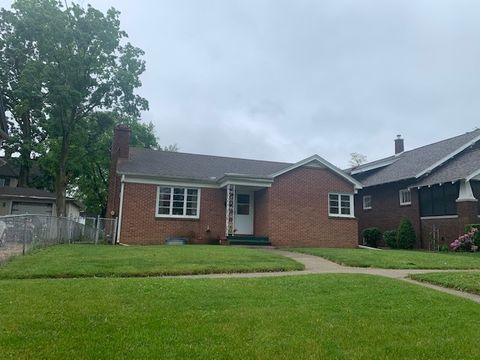 Tiny photo for 321 E Washington Street, Ottawa, IL 61350 (MLS # 12371986)