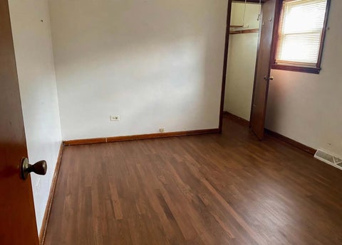 Tiny photo for 7630 Lavergne Avenue, Burbank, IL 60459 (MLS # 12749254)