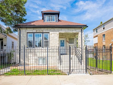 8430 S Manistee Avenue Chicago IL 60617