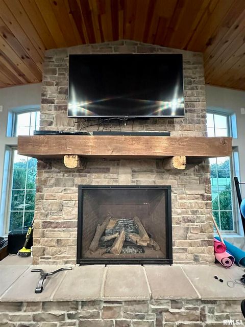 Tiny photo for 20 ASHLEY Lane, Casey, IL 62420 (MLS # EB460124)