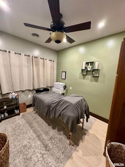 Tiny photo for 20 ASHLEY Lane, Casey, IL 62420 (MLS # EB460124)