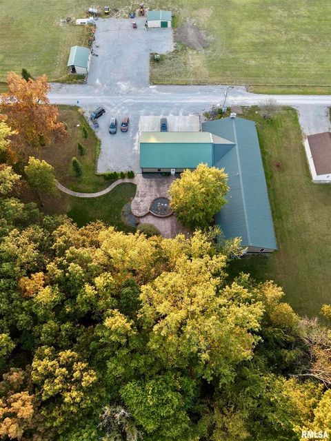 Tiny photo for 20 ASHLEY Lane, Casey, IL 62420 (MLS # EB460124)