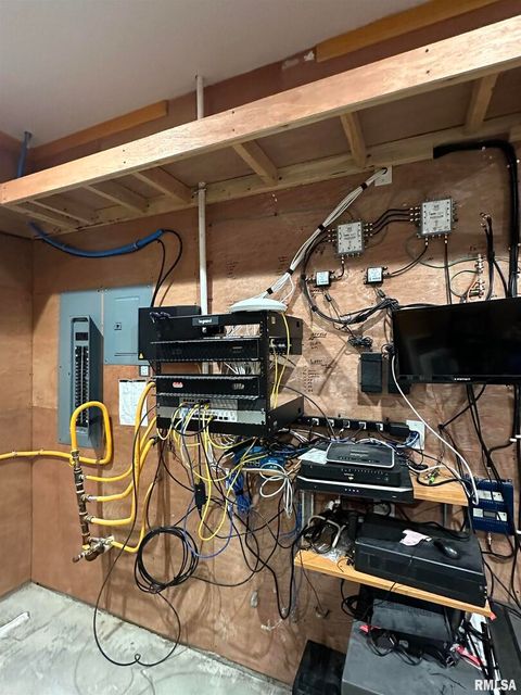 Tiny photo for 20 ASHLEY Lane, Casey, IL 62420 (MLS # EB460124)