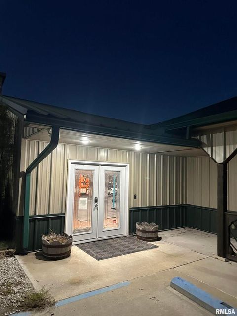 Tiny photo for 20 ASHLEY Lane, Casey, IL 62420 (MLS # EB460124)