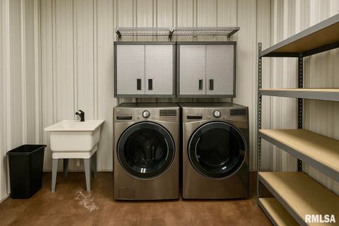 Tiny photo for 20 ASHLEY Lane, Casey, IL 62420 (MLS # EB460124)