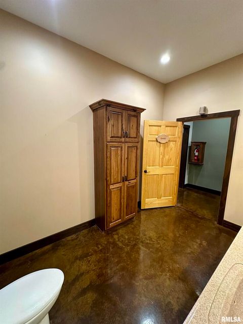 Tiny photo for 20 ASHLEY Lane, Casey, IL 62420 (MLS # EB460124)