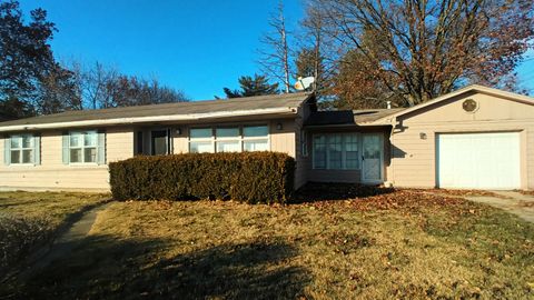 Photo of 1612 W Kirby Avenue, Champaign, IL 61821 (MLS # 12525380)