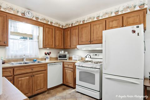 Tiny photo for 2326 Walnut Street, Waukegan, IL 60087 (MLS # 12546255)