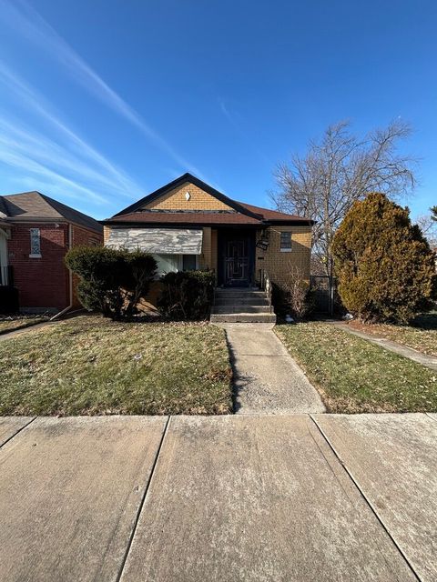 Photo of 12628 S Emerald Avenue, Chicago, IL 60628 (MLS # 12536799)
