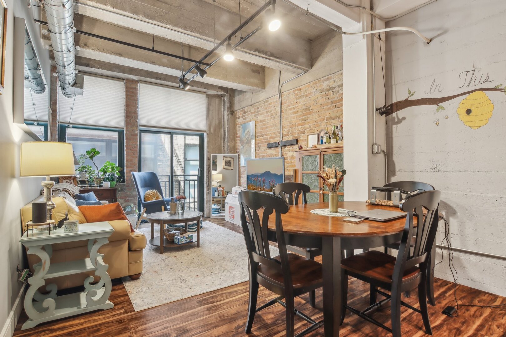 400 W ONTARIO Street 605