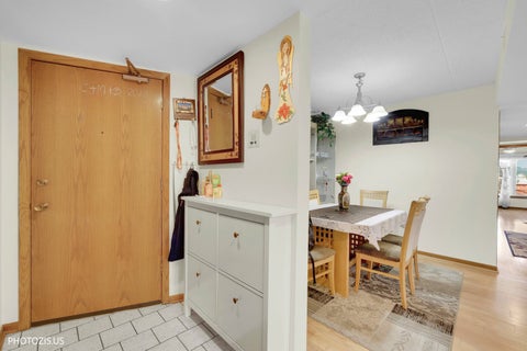 Tiny photo for 1380 Oakwood Avenue #204, Des Plaines, IL 60016 (MLS # 12795998)