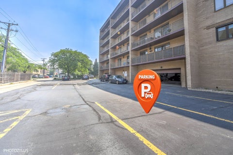 Tiny photo for 1380 Oakwood Avenue #204, Des Plaines, IL 60016 (MLS # 12795998)